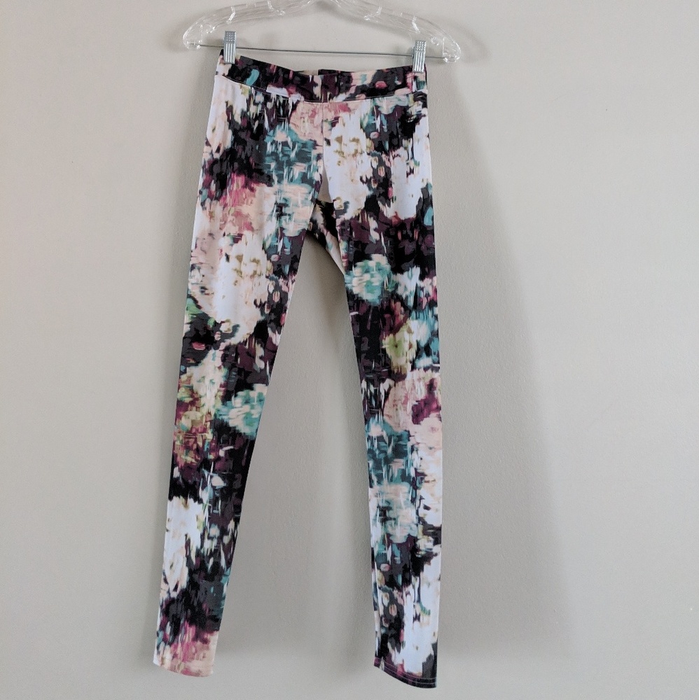 S American Eagle color-splash leggings